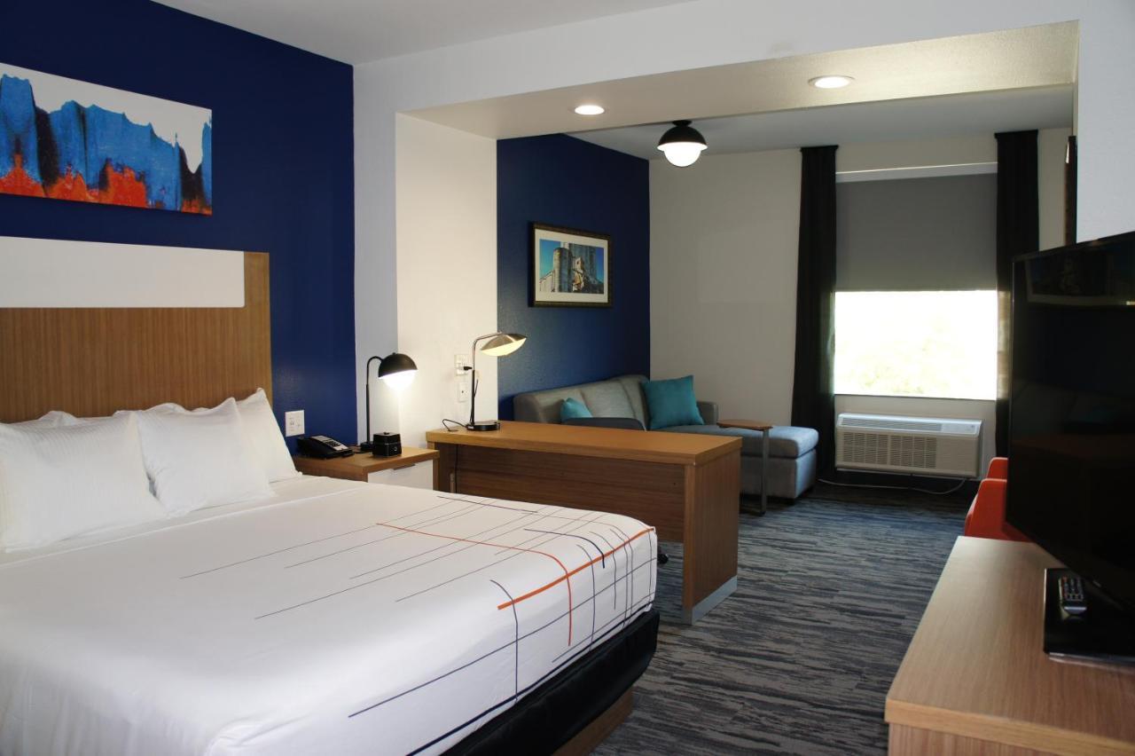 La Quinta Inn & Suites Katy-Mills By Wyndham Katy Ngoại thất bức ảnh